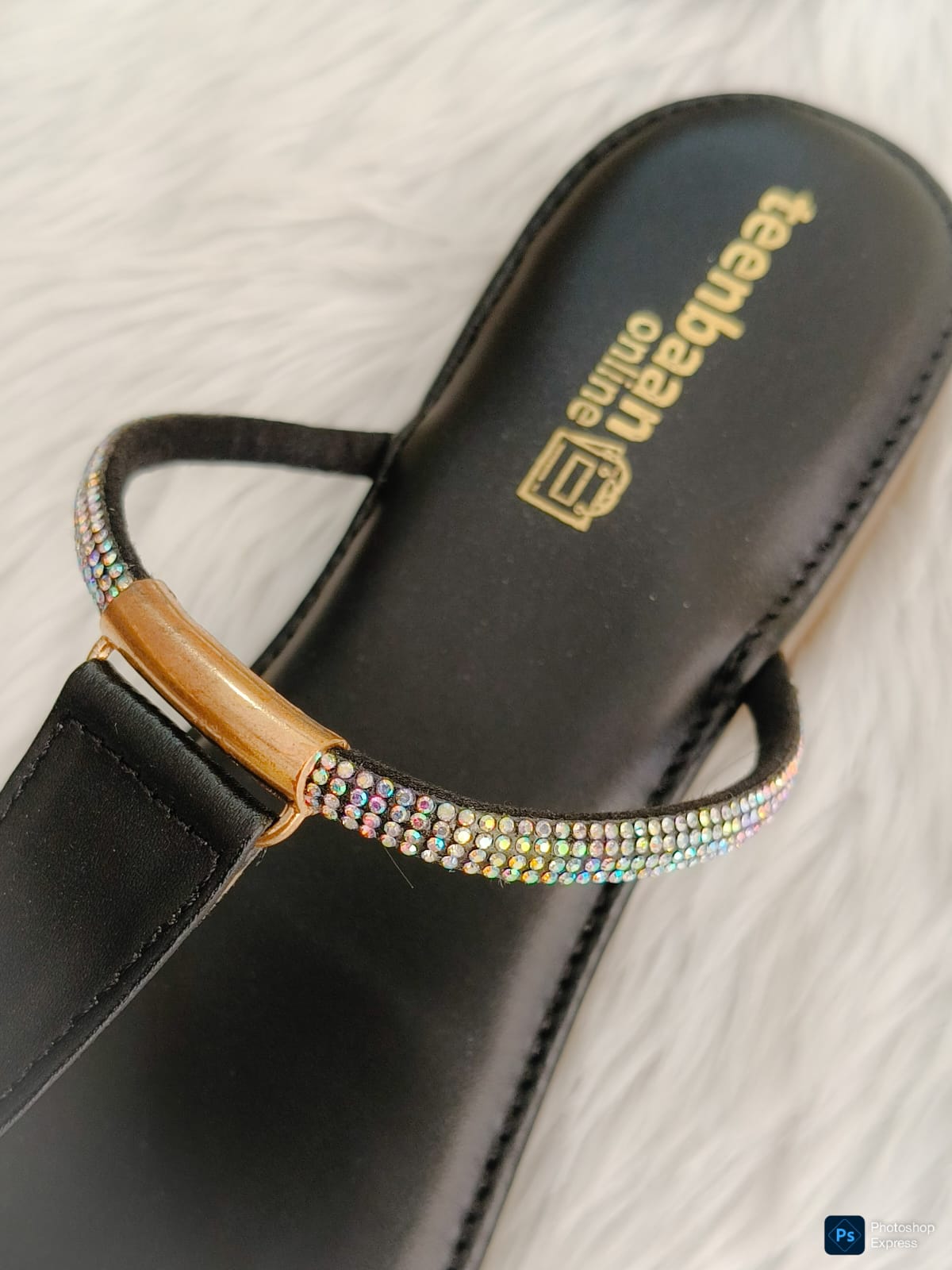 Glittering T Slippers
