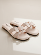 Gleam Knot Flip-Flop