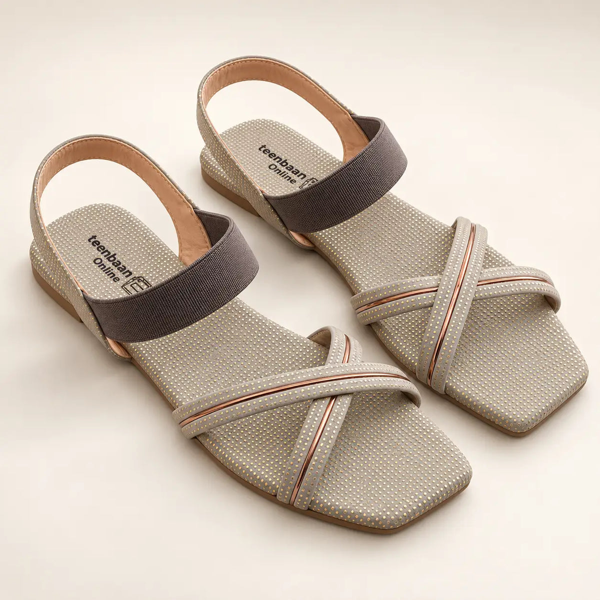 Dot Shining Sandals