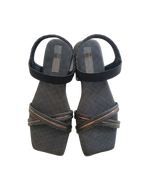 Dot Shining Sandals