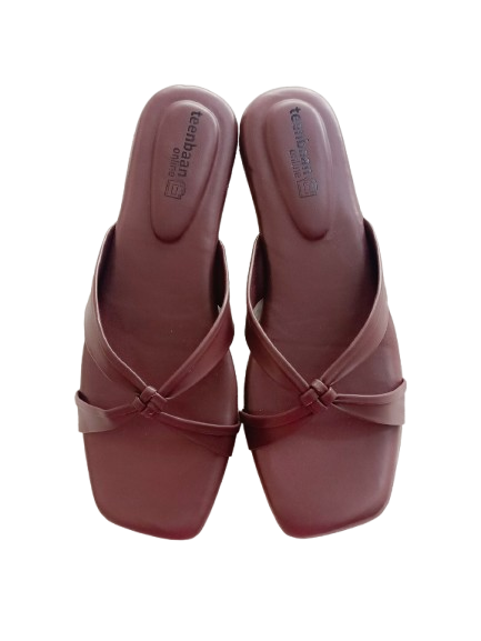 Wire Knot Flip-Flop