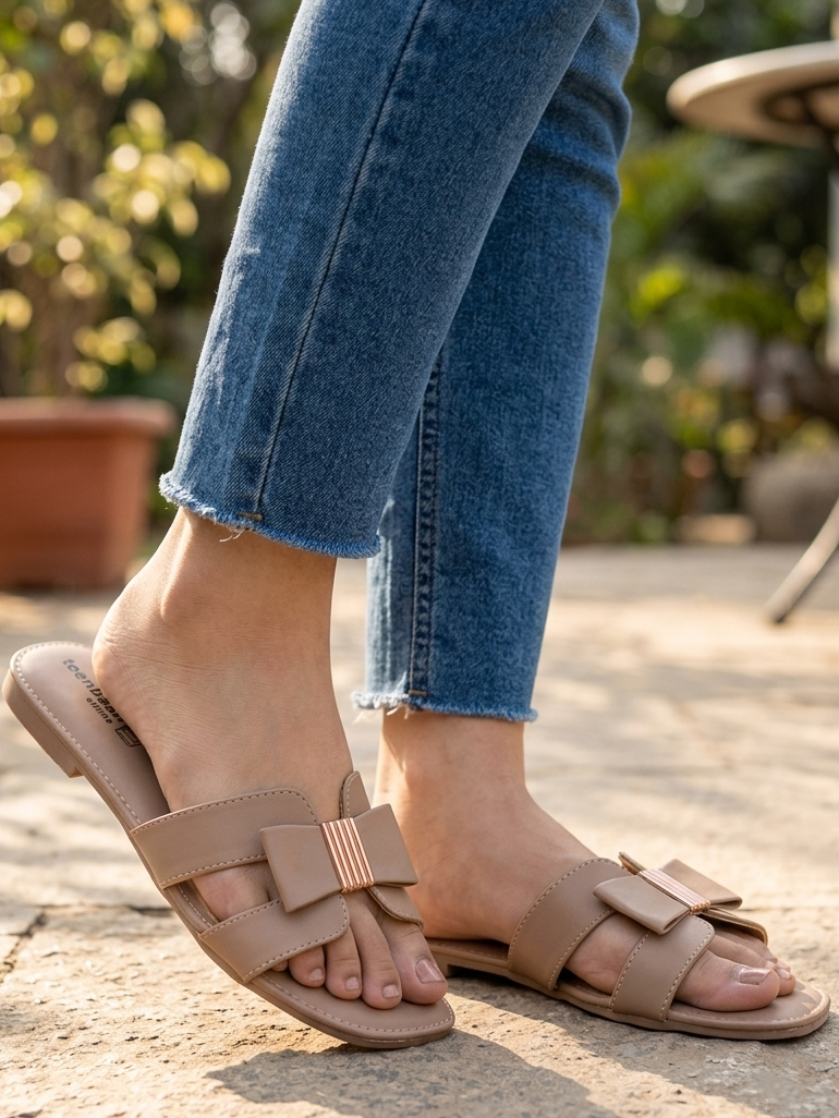 Gleam Knot Flip-Flop