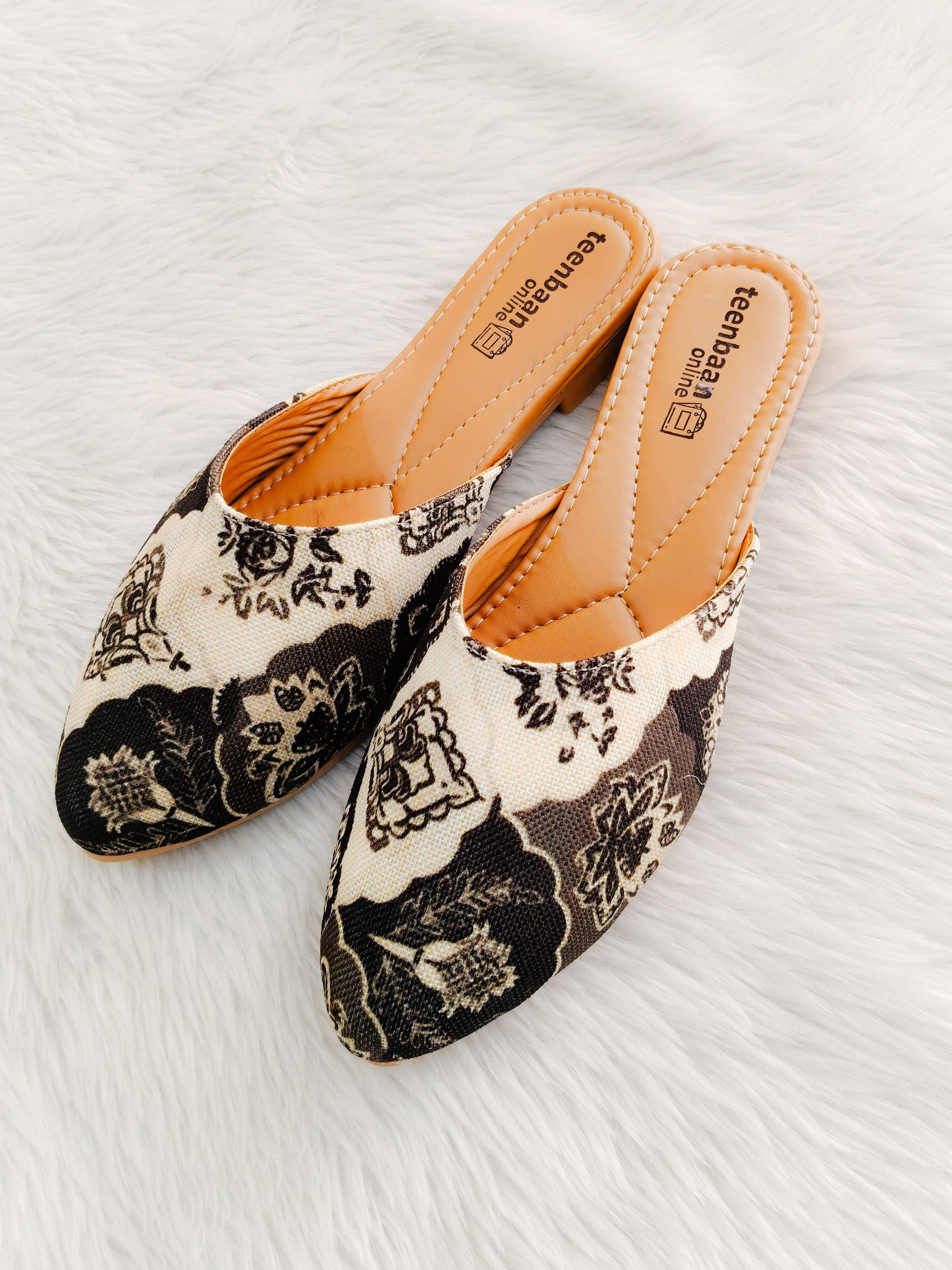 Sultani's Shoe