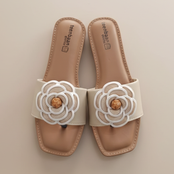 Aura Bloom Flip-Flop