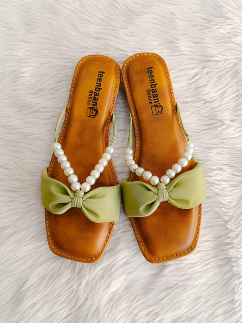 Pearl Petal Flip-Flop