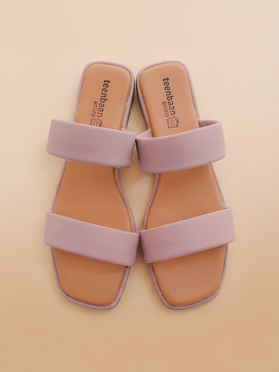 Dual strap flip flop