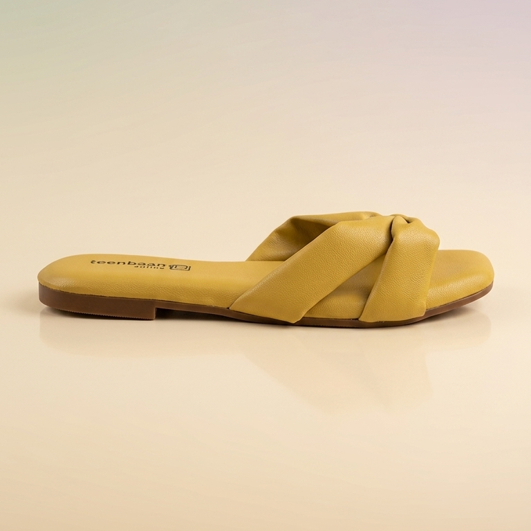 Blush Knot Flip-Flop